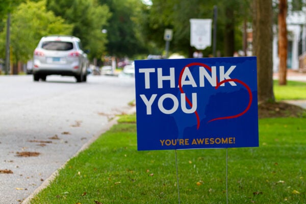 Yard Signs - 24" x 36" - Image 5